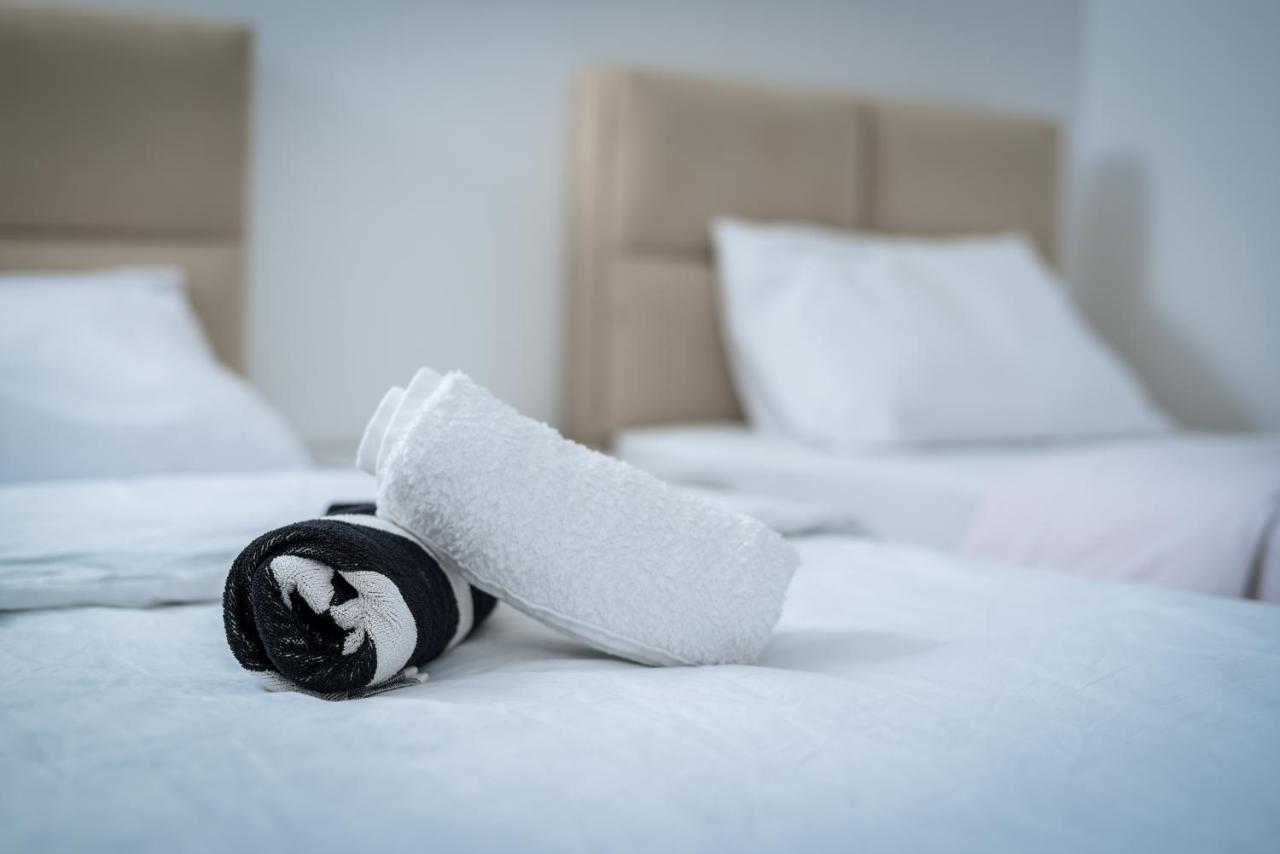 Prenociste Adria Aparthotel Vranje Exteriör bild